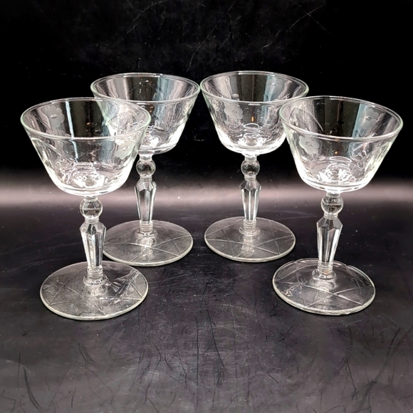 Libbey Rock Sharpe Liquor Cordial / Small Champagne Glass - 4.75" - Set of (4) - Picture 1 of 6